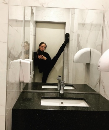 Живу в Москве и готова подарить тебе незабываемое время в моей компании.
💋 Я опытная и искусная любовница, которая знает, как доставить удовольствие. Будь то нежные ласки или страстные игры в постели, я обеспечу тебе незабываемые ощущения.
💕 Фото настоящие, отзывы довольных клиентов говорят сами за себя. Вместе мы окунемся в мир страсти и удовольствия, который ты никогда не забудешь.
😉 У меня есть много возможностей, чтобы удовлетворить твои самые горячие желания. Независимо от того, какие фантазии ты имеешь, я готова помочь им стать реальностью.
💼 За пределами спальни я умна и языком не повешена, так что можем поговорить на любые интересующие тебя темы. Я открыта и образована, и могу быть твоей идеальной спутницей на различных мероприятиях.
💎 Ты заслуживаешь только лучшее, и я здесь, чтобы сделать твои мечты ярче и жизнь запоминающейся. Позволь себе погрузиться в мир наслаждения со мной. Жду тебя в Москве для незабываемых встреч, которые оставят след в твоем сердце. 💋 Оксана